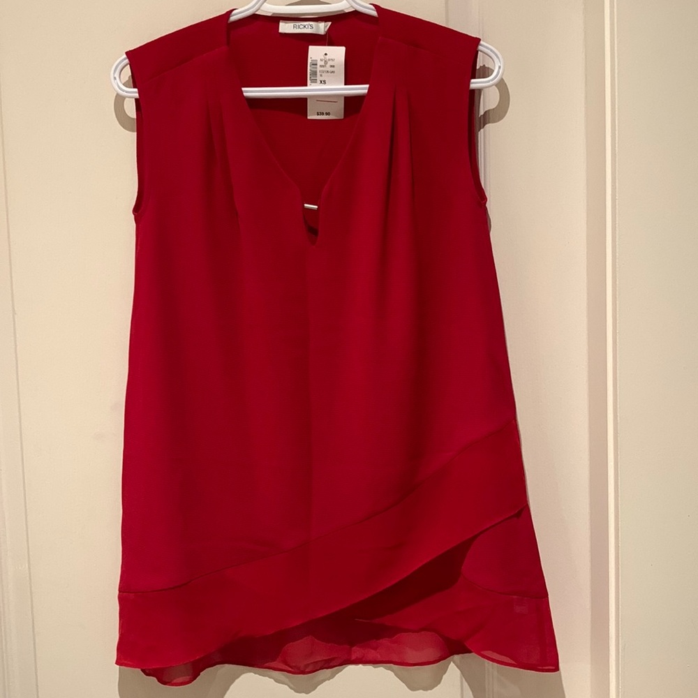 NWT. Rickies blouse